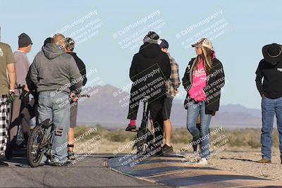 media/Jan-15-2026-Racers Edge (Thu) [[dfebeb70ab]]/1-Around the Pits-Track Walk/